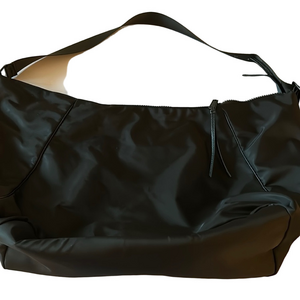 Steve Madden XL gym/dance bag/ Crossbody/ shoulder bag. Excellent condition.
